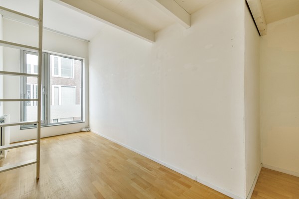 Medium property photo - C.J.K Van Aalststraat 75, 1019 JX Amsterdam